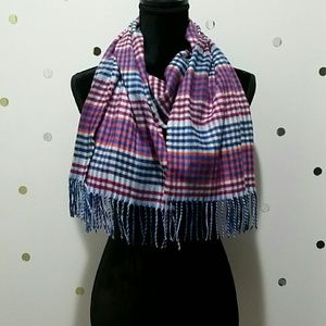 🛍 V. Fraas Multicolored Plaid Scarf